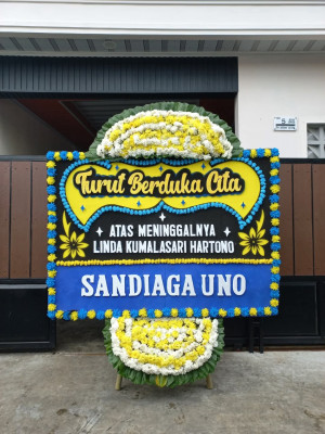 Papan Bunga Duka di Muna Barat